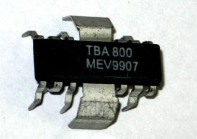 Układ scalony TBA800