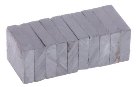 Magnes do przełącznika kontaktronowego, Magnes, do uzytku z: Czujnik magnetorezystancyjny, kontaktron