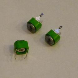 Trymer ceramiczny 30pF RM=5mm