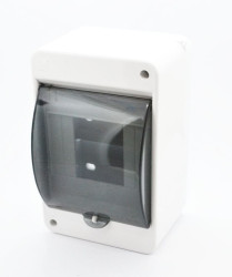 C.2031 obudowa instalacyjna natynkowa z szybką dymną S-6, N+PE, IP30