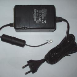 Zasilacz 14V DC 690mA wtyk telefoniczny