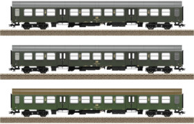 Wagon osobowy TRIX H0 23180 Wagon osobowy TRIX H0 23180 Zestaw H0 3 wagonów osobowych Halberstädter DR