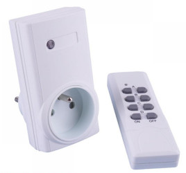 Gniazdo sterowane pilotem (małe)