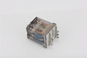 Przekaźnik mocy 24V dc DPST-2NO Finder 1.3W, Wciskane 445Ω