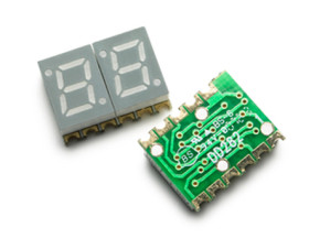 Wyświetlacz diodowy LED 7-segmentowy 2-znakowy ze wspólną anodą 7,5 mcd Dolne, górne, Czerwony 7mm Broadcom 632 nm