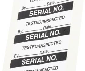 Etykieta samoprzylepna z nadrukiem tekst Serial No 140 szt. RS PRO Klej