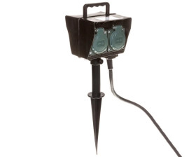 Gniazda ogrodowe z grotem ziemnym 4x230V/16A H07RN-F 3G1,5 10m 1154454