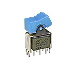 Przełącznik migowy przechylny Zatrzaskowy DPDT NKK Switches Płytka drukowana