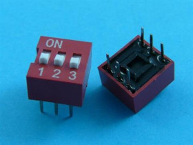 DIP SWITCH 3-PIN RED