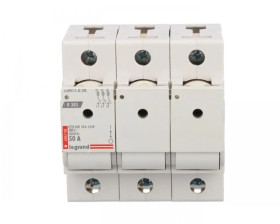 Rozłącznik bezpiecznikowy 3P 50A D02 R303 606708