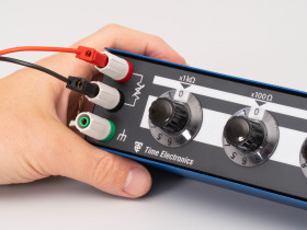 Dekada 1067, 10mΩ, ±0.01%, 0.35W, ±10 ppm/°C, ±20 ppm/°C, z kalibracją ISO, Time Electronics