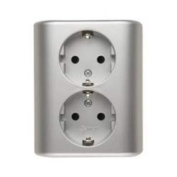 Simon 54 Gniazdo podwójne Schuko podtynkowe z przesłonami wersja skandynawska srebrny mat EGSZ2PZ/43