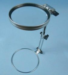 LUPA STOŁOWA LED 1,5x 130mm AG12 PROSKIT