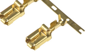 Konektor płaski Żeński 6.35 x 0.81mm długość 22.1mm Izolacja: Nieizolowane