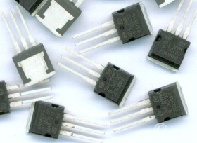 STB4NK60Z B4NK60Z N 4A 600V TO-220 (BEZ RADIATORA) TRANZYSTOR