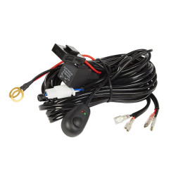 Samochodowy zestaw montażowy do świateł z przekaznikiem i włącznikiem / 23-215