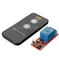 Przekaźnik z pilotem IR