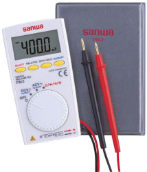 Multimetr przenośny True RMS: Nie Napięcie przemienne, pojemność, napięcie stałe, częstotliwość, rezystancja 500V ac