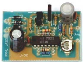 J-32 zas.do walkmana