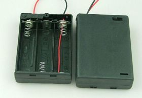 Kosz na baterie 3xR6 z ZAMKNIĘCIEM i przełącznikiem 2122