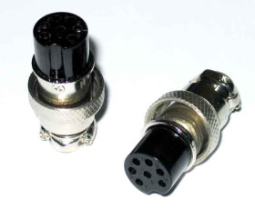 Wtyk mikrofonowy MIC327 żeński