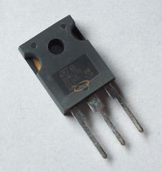 BUW1215 - TRANZYSTOR