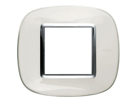 AXOLUTE Ramka 1 pojedyncza owalna 2 moduły LIQUID biały HB4802DB LEGRAND