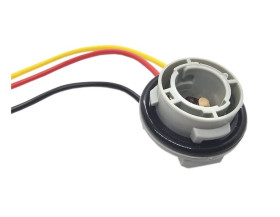 GNIAZDO WTYK WTYCZKA OPRAWA OPRAWKA KOSTKA ZŁĄCZE ŻARÓWKI P21/5W BAY15D