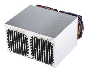 Radiator 100 x 125 x 74mm 0.12K/W Uniwersalny prostokątny aluminiowy z wentylatorem