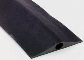 Most kablowy szerokość: 127mm Guma długość: 4.5m szer. wew: 23mm RS PRO