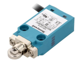 NGCPA10AX01C Wyłącznik krańcowy rolka z tworzywa podłużna Ø12,7mm NO + NC