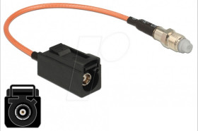 89680 HF cable, FAKRA A socket &gt; FME socket, 20cm