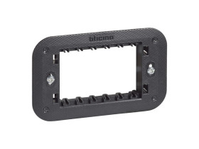 LIVING NOW Uchwyt - 3 moduły K4703 LEGRAND