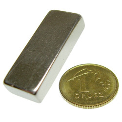 Magnes neodymowy 25x10x5 N42