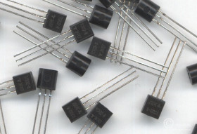 MCR22-8 (=TCR22-8) 1,5A 600V 0,2mA TO-92 TYRYSTOR