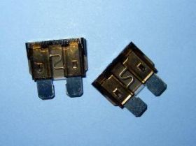 7,5A UNI BROWN SAM.BEZP.PŁASKI TP2141