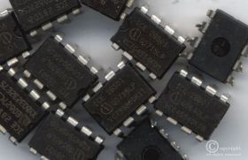 ICE2BS02 DIL8 UKŁAD SCALONY