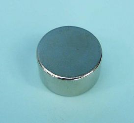 MAGNES OKRĄGŁY 20x10mm