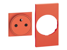 LIVING NOW Plakietka gniazda płaskiego 2P+Z - 2 moduły - czerwona KR55F LEGRAND