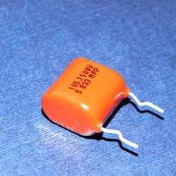 1uF 500V 5% kondensator METALIZED POLYPROPYLENE MPP 500 105J 16mm x 16mm x 10mm