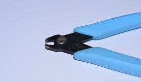 XURON 670AS Antystatyczne cążki, narzędzie zagniatania i obcinania wyprowadzeń na PCBDrut do Ø 0,8mm (20 AWG)
