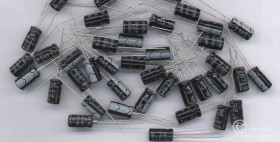 220uF/16V/105C 6X12MM (OPAK. 20 SZT.) KONDENSATOR ELEKTROLITYCZNY