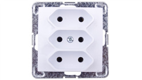 Impresja Gniazdo Potrójne B/U 2,5A Euro Białe Gp-3Y/M/00