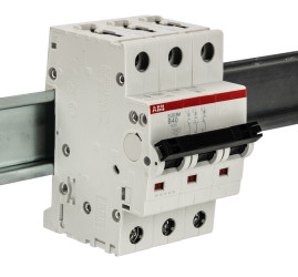 Wyłącznik nadprądowy MCB, Typ B, 3-biegunowy, 40A, 440V, na szynę DIN, ABB S203M-B40, S200M
