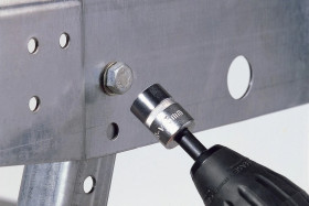 Zestaw kluczy nasadowych SW 7-8-10-13 z adapterem 6-kątnym WF2413000