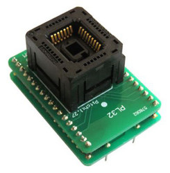 DIP32 to PLCC32 Universal Adapter