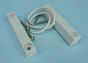 CMD-1688 CZUJNIK MAGNET. 16x88mm