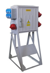 Rozdzielnica budowlana ERB63AC1L na stojaku, z licznikiem, przelotowa, IP54 3x CEE 32A, 6x GS 230V