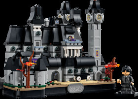 76788 LEGO® Wednesday Nevermore Academy