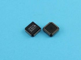 AD-7871JP PLCC-28 LC2MOS COMPLETE 14-BIT